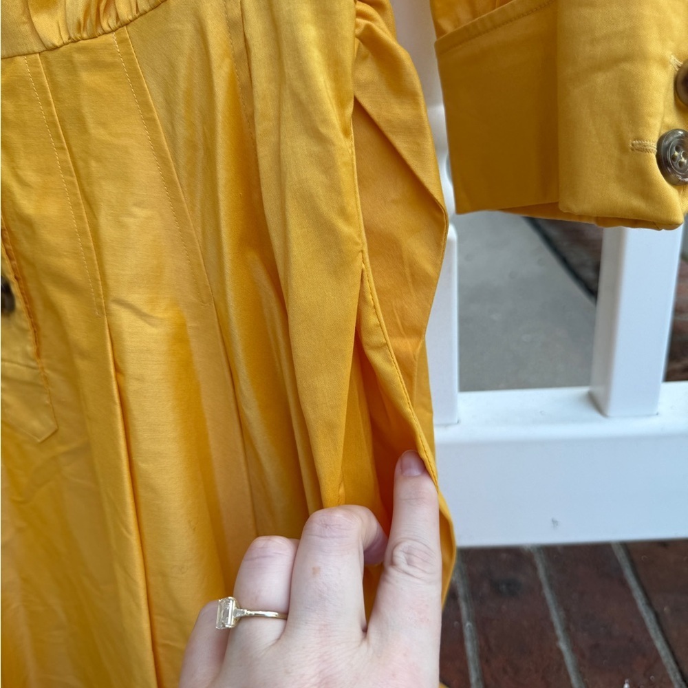Diane Von Furstenberg Vintage Yellow Classic Pleated Dress Size 4 Women’s - Picture 2 of 7